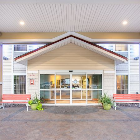 Holiday Inn Express Hotel & Suites Brattleboro By Ihg Eksteriør billede