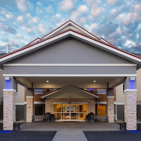 Holiday Inn Express Hotel & Suites Brattleboro By Ihg Eksteriør billede