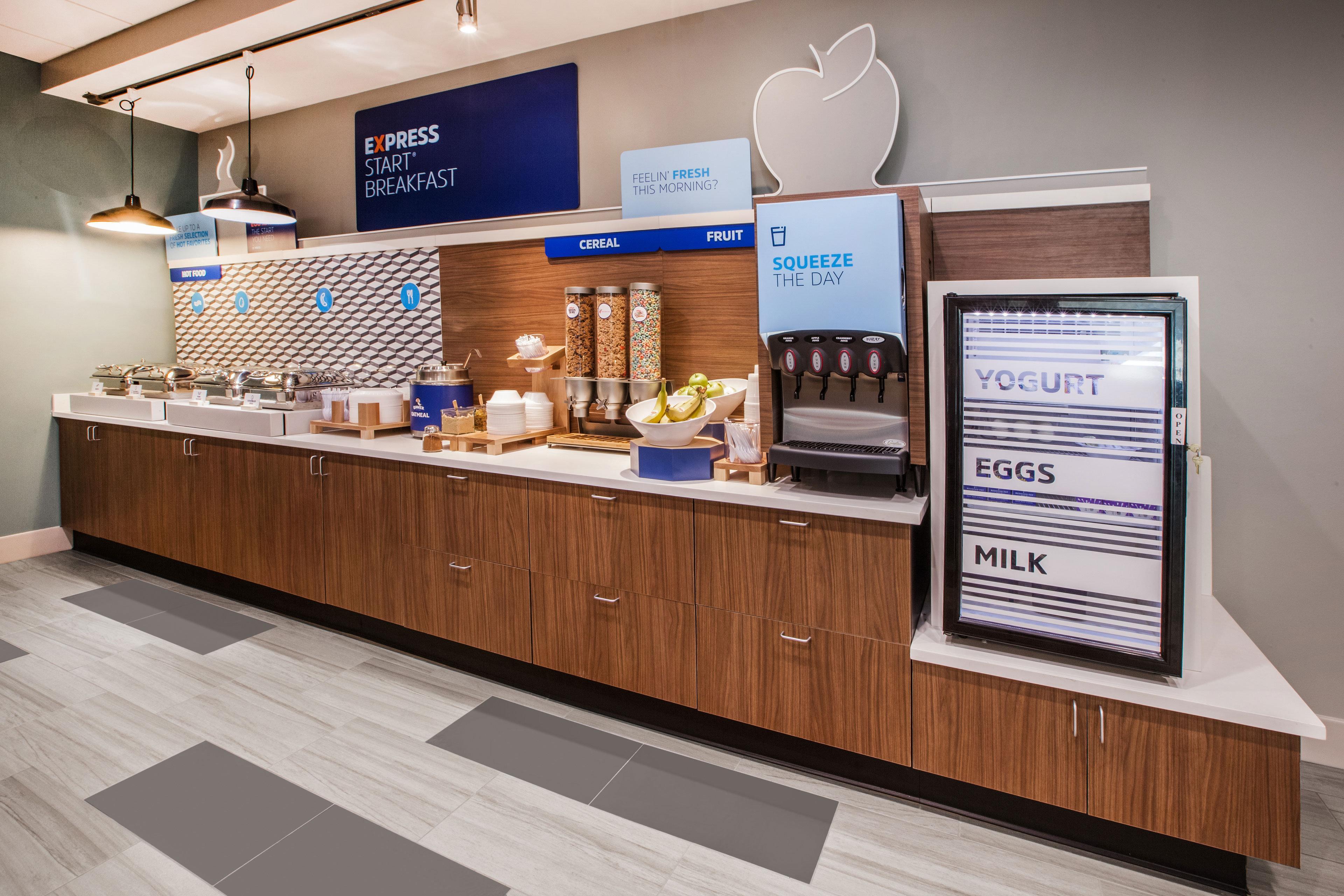 Holiday Inn Express Hotel & Suites Brattleboro By Ihg Eksteriør billede