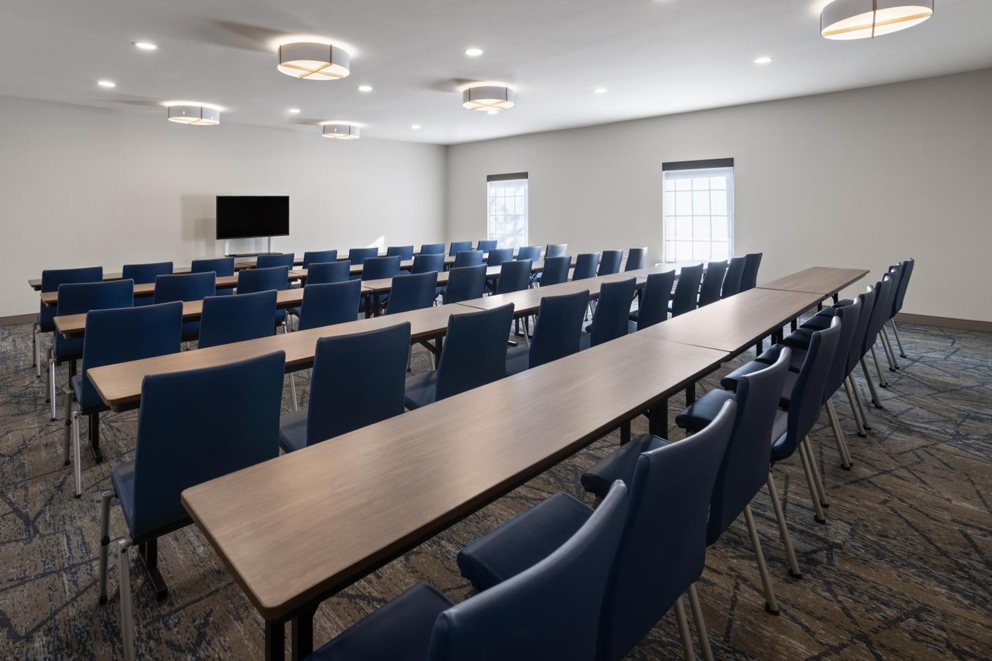 Holiday Inn Express Hotel & Suites Brattleboro By Ihg Eksteriør billede