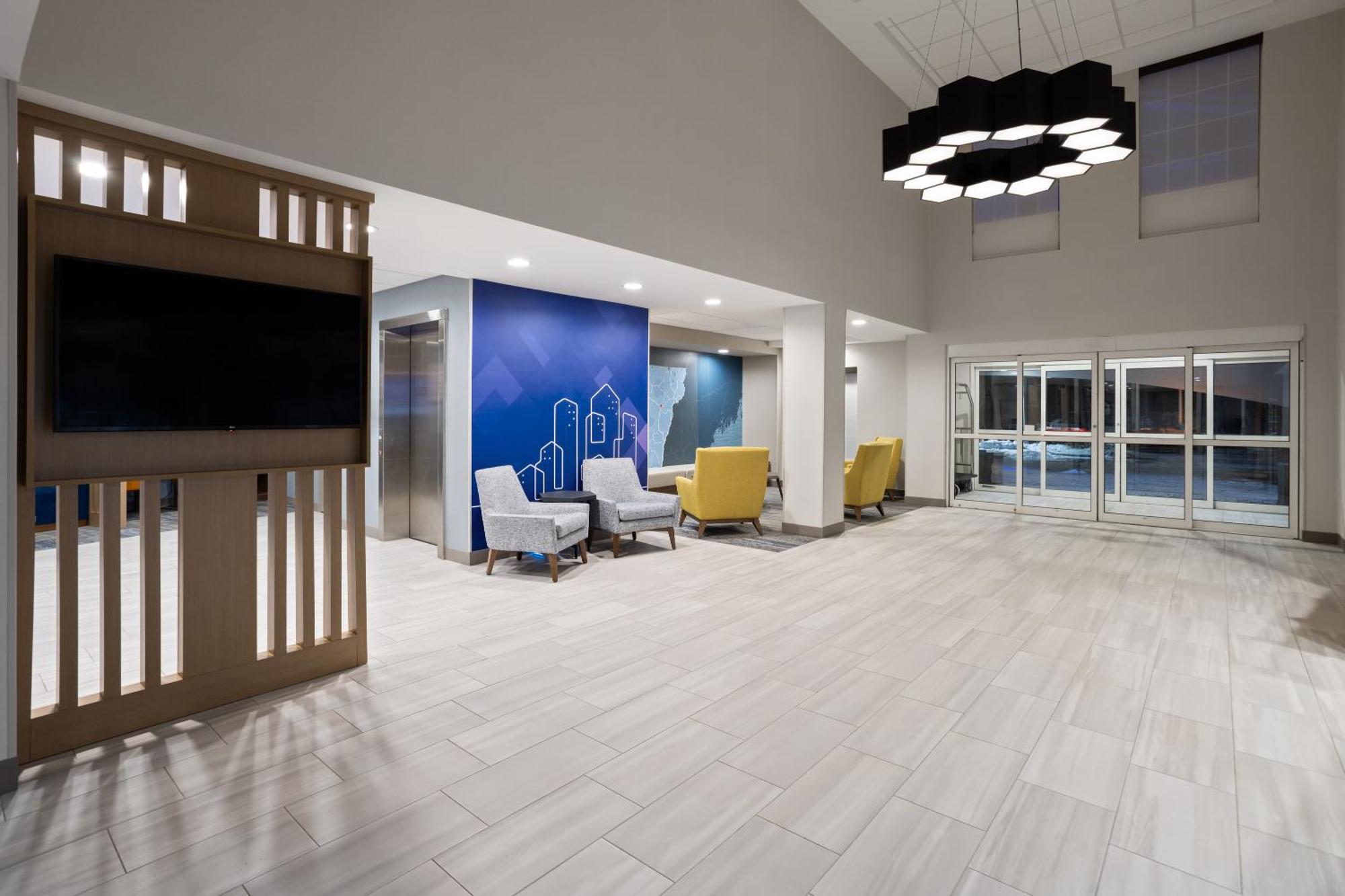 Holiday Inn Express Hotel & Suites Brattleboro By Ihg Eksteriør billede