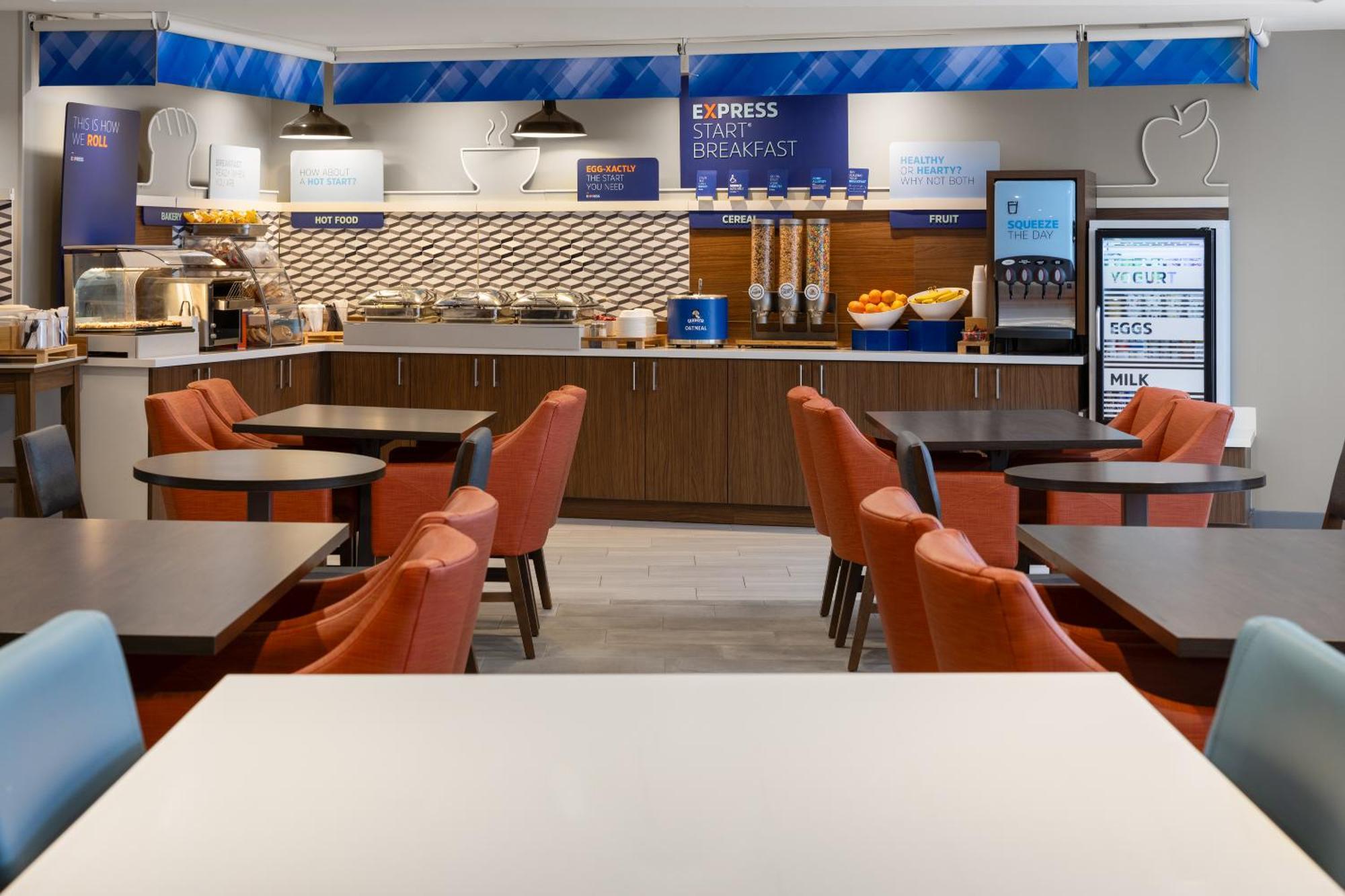 Holiday Inn Express Hotel & Suites Brattleboro By Ihg Eksteriør billede