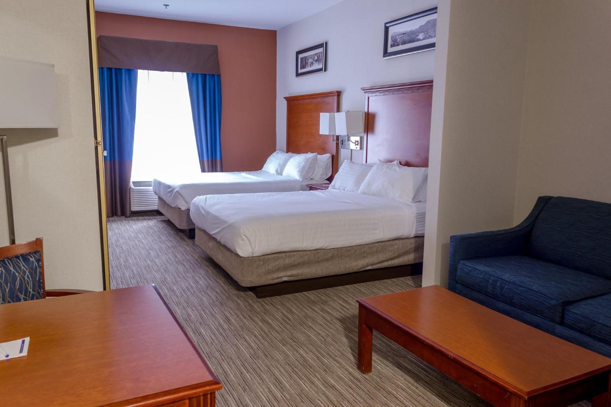 Holiday Inn Express Hotel & Suites Brattleboro By Ihg Eksteriør billede
